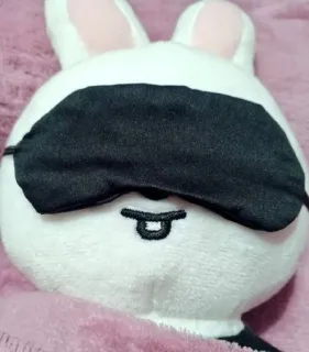 😴 Thú nhồi bông, Thỏ, Mặt nạ ngủ, Trắng, Dễ thương, Mềm mại whatsapp sticker
