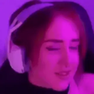 😘