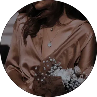 💭 woman, flowers, necklace, blouse, portrait, fashion, style telegram sticker