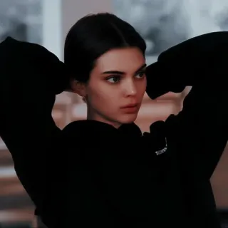 📞 Kendall Jenner Kendall Jenner, Modelo, Celebridad, Retrato, Persona telegram sticker