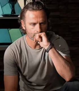 😣 Rick Grimes The Walking Dead Сериал, AMC, Зомби, Ходячие мертвецы, Рик Граймс, Персонаж, Эндрю Линкольн whatsapp sticker