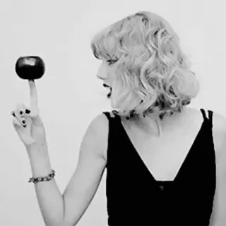 💸 Taylor Swift chanteur, pop star, pomme, femme, portrait telegram sticker