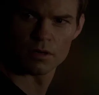 😰 Elijah Mikaelson The Vampire Diaries serial, wampir, nadprzyrodzone telegram sticker