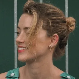 🥀 Amber Heard actress, person, celebrity, woman, smiling telegram sticker