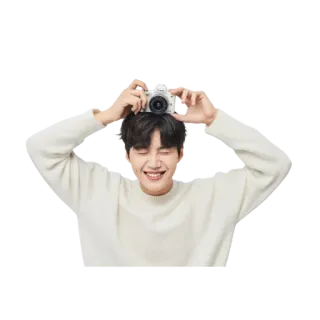 📷 orang, kamera, potret, sweter putih, senyum telegram sticker