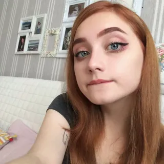 🇩🇪 женщина, портрет, селфи, рыжие волосы, женский, человек, девушка telegram sticker
