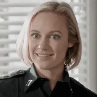 🔥 femme, uniforme, portrait, blonde, femme, officier telegram sticker