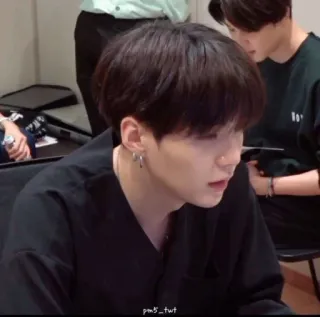 💬 pm5_twt telegram sticker