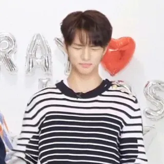 🤢 whatsapp sticker