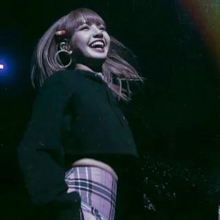 😂 Lisa kpop, cantante, idol, blackpink, artista, musica telegram sticker