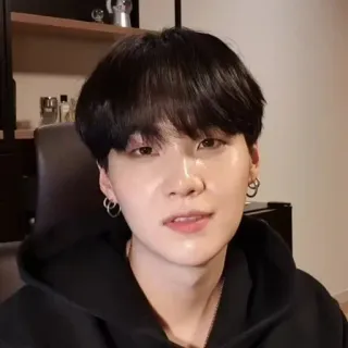 🌻 Suga person, kpop, music, singer, idol, suga, min yoongi telegram sticker