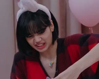 🤨 Lisa kpop, Blackpink, penyanyi, selebriti whatsapp sticker