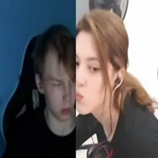 😙 whatsapp sticker