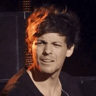 🥛 Louis Tomlinson célébrité, chanteur, one direction, homme, personne telegram sticker