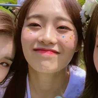 🐞 k-pop, idol, cantora, mulher, fofa, sorrindo whatsapp sticker