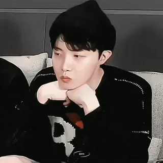 🤔 J-Hope kpop, jhope, bts, música, idol whatsapp sticker