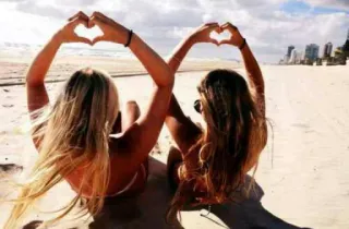 ❤️ praia, amigos, coração, verão, areia, oceano telegram sticker