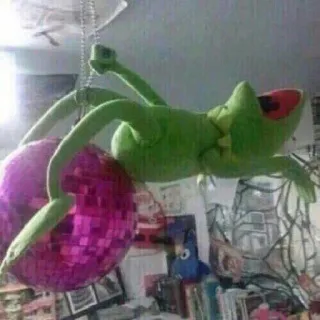 📿 Kermit the Frog кермит, лягушка, маппеты, танцы, диско-шар telegram sticker
