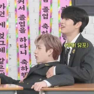 🥰 졸업 축
커서 졸업을 하다니 축하한
가던 게 얼그레 같은
(루머 유포) graduación, coreano, celebración whatsapp sticker