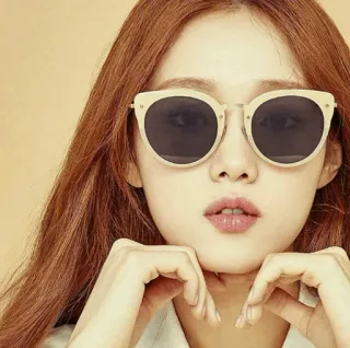 ⚜ vrouw, zonnebril, portret, mode, schoonheid, koreaans, meisje telegram sticker