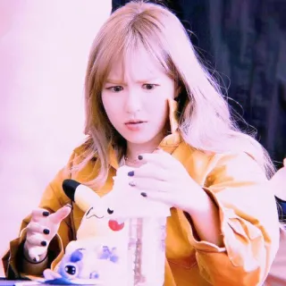 🐚 femme, pikachu, poupée, expression, pose, intérieur whatsapp sticker
