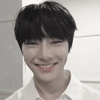 🍽 kpop, sorriso, bello, attore, cantante telegram sticker