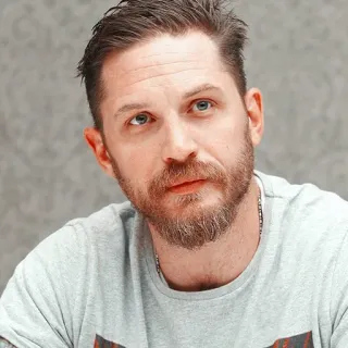 😐 Tom Hardy acteur, portrait, homme, célébrité telegram sticker
