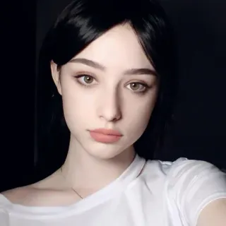 ⭐ woman, girl, portrait, face, beauty, eyes, lips telegram sticker
