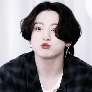 🐰 Jungkook kpop, bts, musica, idol, cantante, jungkook whatsapp sticker