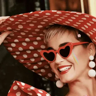 🌈 Katy Perry woman, celebrity, singer, Katy Perry, hat, red sunglasses, portrait, smile whatsapp sticker
