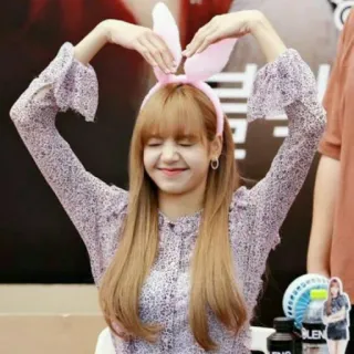 🖤 Lisa kpop, piosenkarka, słodkie, uszy królika, idol, kobieta telegram sticker