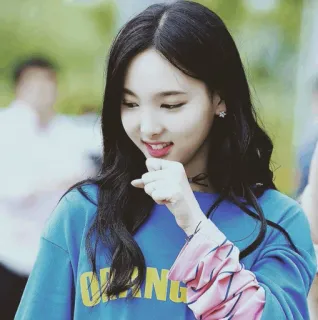 🕸 woman, portrait, person, asian, girl, smile telegram sticker