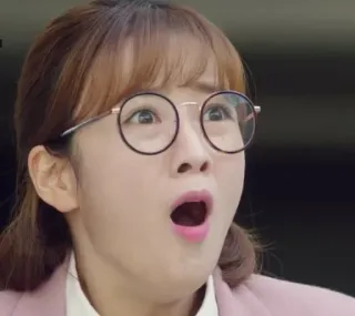 😱 woman, surprise, shock, glasses, cute telegram sticker