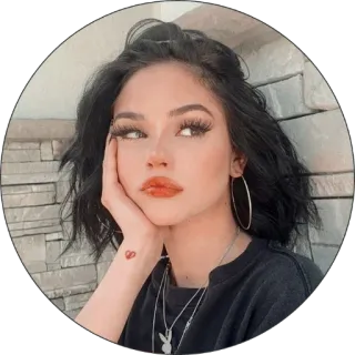 🧺 femme, personne, brune, portrait, fille, beauté, maquillage telegram sticker