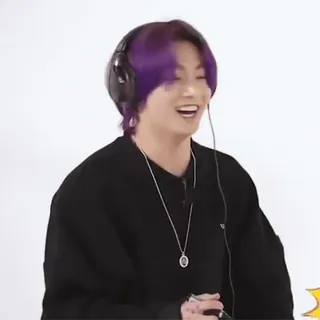 🖤 Jungkook kpop, sänger, musik, unterhaltung, kopfhörer, lila haare telegram sticker