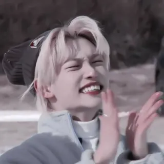 felix-stray kids by @leeranxs whatsapp stickers