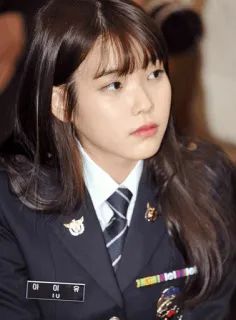 🏅 IU chanteur, uniforme de police, k-pop, célébrité coréenne, idole telegram sticker
