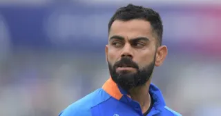 😒 Virat Kohli Virat Kohli, Jogador de críquete indiano, Esportes, Críquete, Atleta, Retrato whatsapp sticker