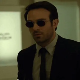 🕶 Matt Murdock Daredevil сорвиголова, Мэтт Мердок, человек в костюме, телешоу, Marvel, супергерой, адвокат, слепой, круглые очки telegram sticker