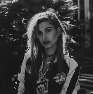 🌝 hailey bieber, model, woman, portrait, black and white telegram sticker