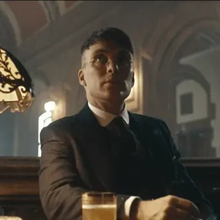 🚬 Tommy Shelby Peaky Blinders Tommy Shelby, Peaky Blinders, Cillian Murphy, Dramat, Kryminalny, Gangster telegram sticker
