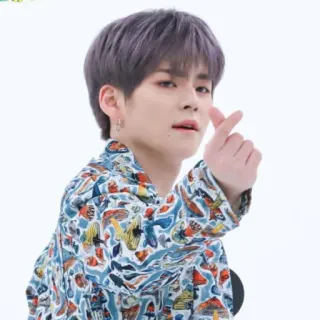 ❤️ kpop, idol, celebrità, carino, gesto, persona whatsapp sticker