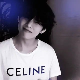 😢 CELINE orang, kaos, K-pop, mode, selebriti telegram sticker