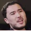 😡