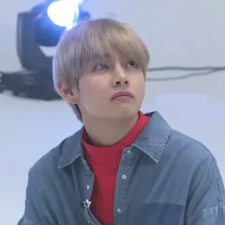 🍁 V K-pop, BTS, V, Cantante, Celebrità, Idolo telegram sticker