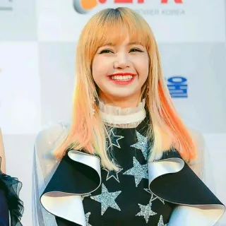 😂 Lisa kpop, cantante, star, celebrità, donna, sorriso, moda telegram sticker