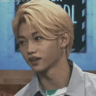➖ Felix Felix, Stray Kids, K-Pop, cantante, idol, maschio, orecchini telegram sticker