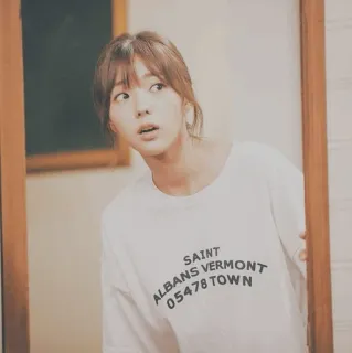 ❄ SAINT ALBANS VERMONT
05478 TOWN femme, personne, t-shirt, vêtement, miroir, reflet, vermont, saint albans telegram sticker