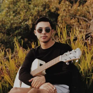 🥀 homme, guitare, lunettes de soleil, portrait, musique, instrument, extérieur telegram sticker