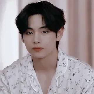 TAEHYUNG BY @THEMETHETICSS❤️ — @stckrRobot whatsapp stickers